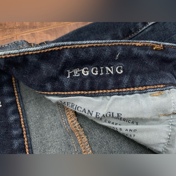 American Eagle Outfitters Skinny Jean - Picture 4 of 4